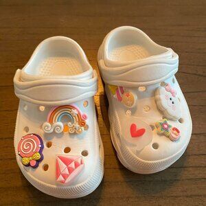 Baby Unisex White Crocs S-22